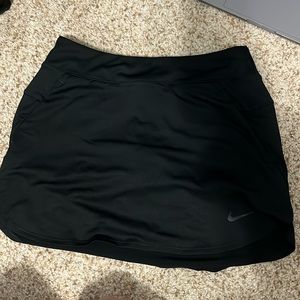 NIKE DRY FIT SKIRT SIZE SMALL